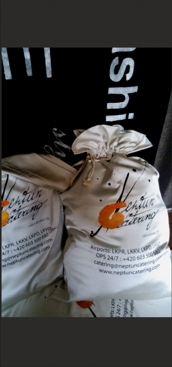 exkluzivní pytle pro letušky